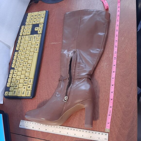 NEW ! Naturalizer Henny Women Leather Wide Calf Knee-High Pump Tan Size 7 - Picture 3 of 7